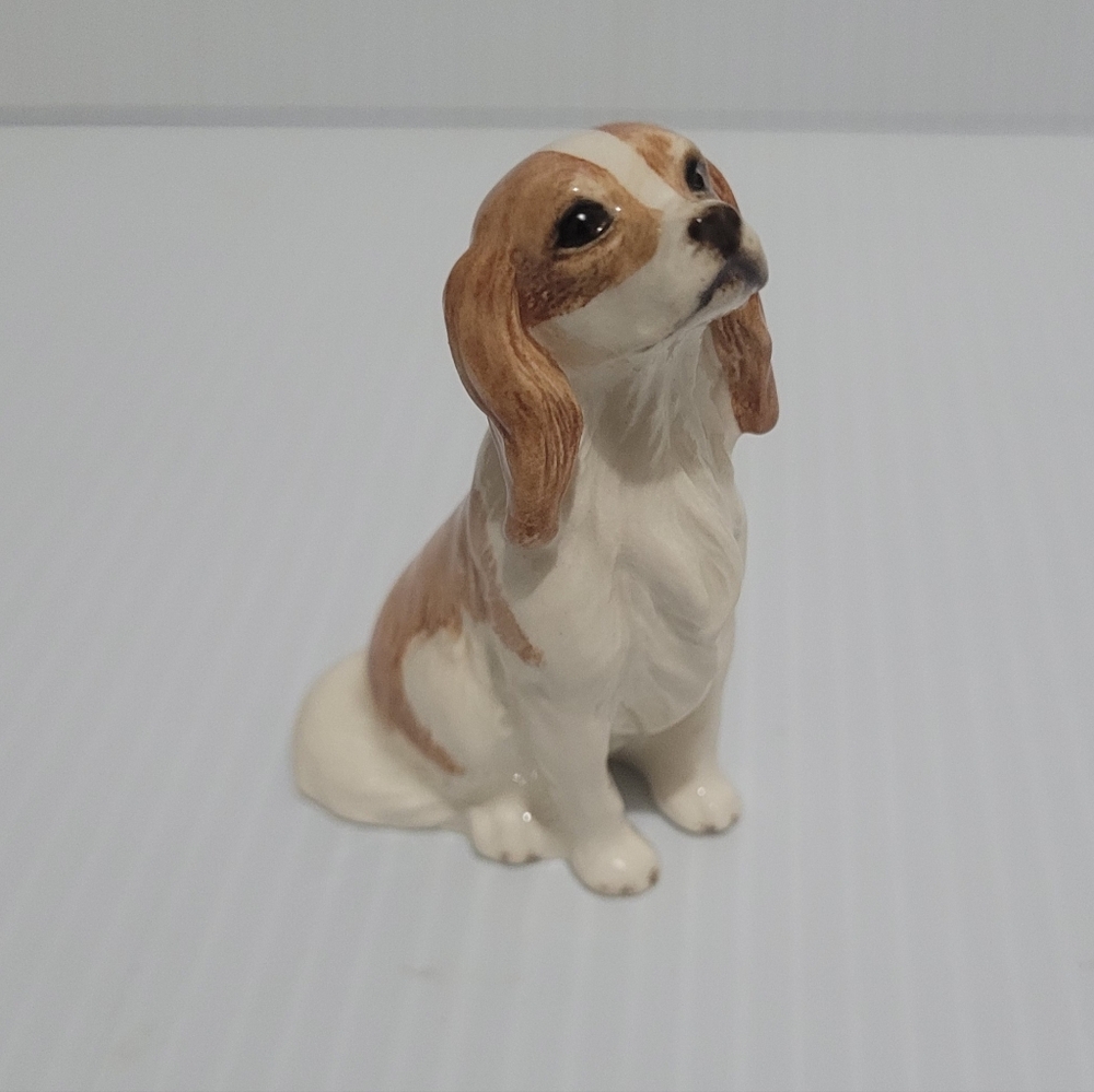 Vintage Small Beswick Porcelain Spaniel Dog England 2.5" Tall